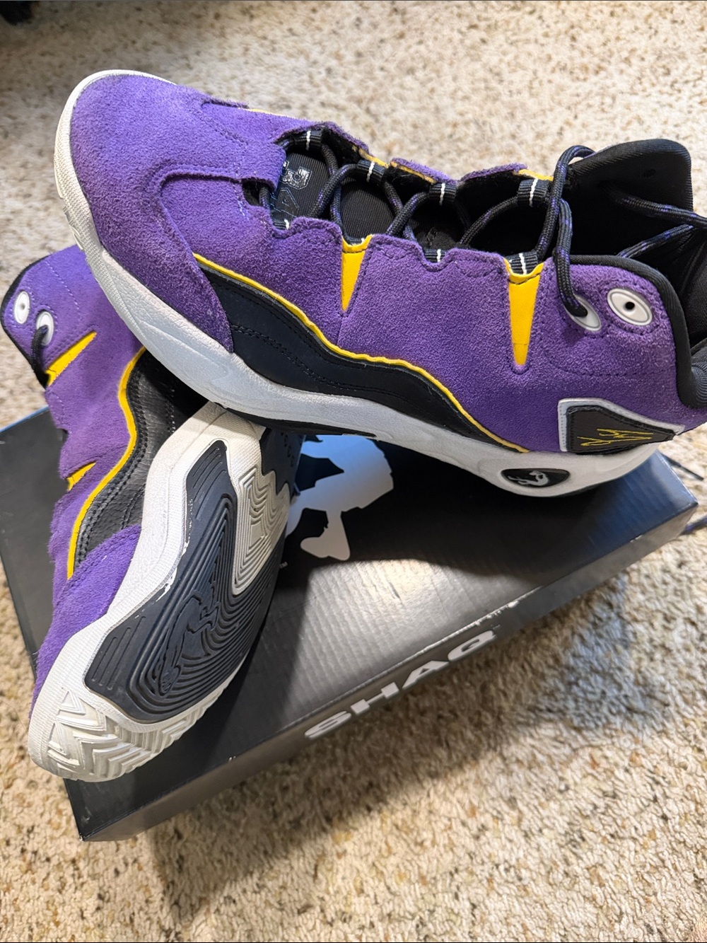 Men's Athletic Suede Basketball Shoes — Purple/Yellow